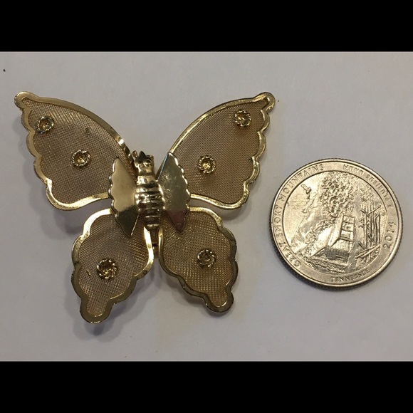 Gold toned Butterfly Brooch - Picture 5 of 6